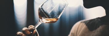 Specyficzny aromat wina - skąd się bierze?